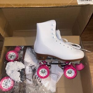 Chicago Women's White and Pink Roller Skates